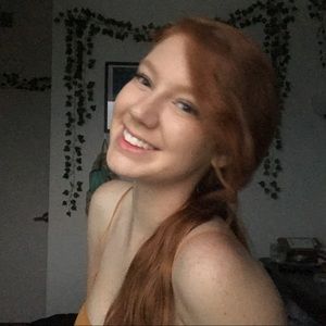 Meet your Posher, Makenzie